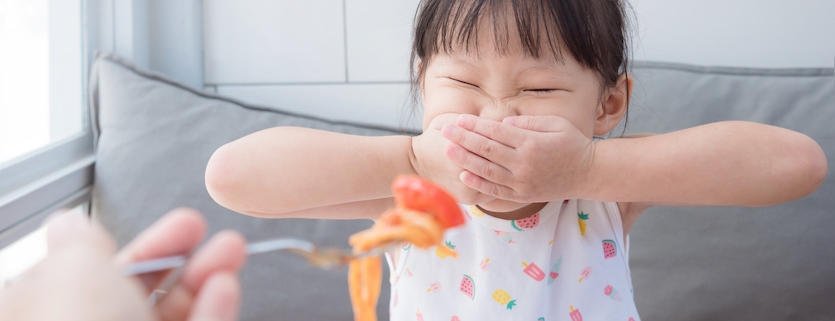 Little girl refuse to eat