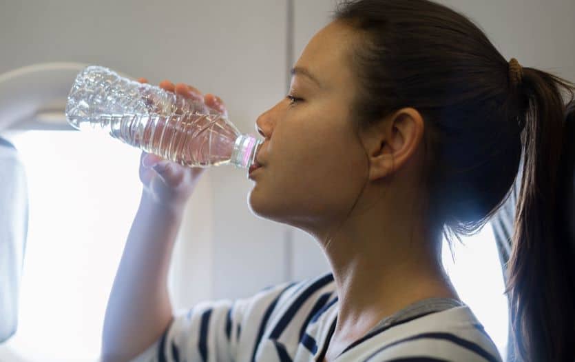 staying hydrated on airplane